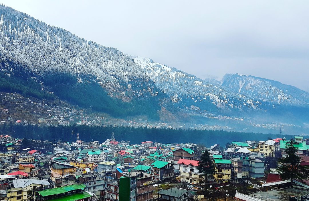 Mall Road Manali